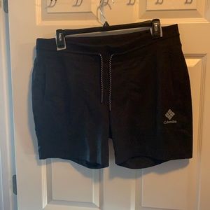 Women’s Columbia shorts